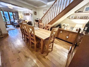 Dining area- click for photo gallery